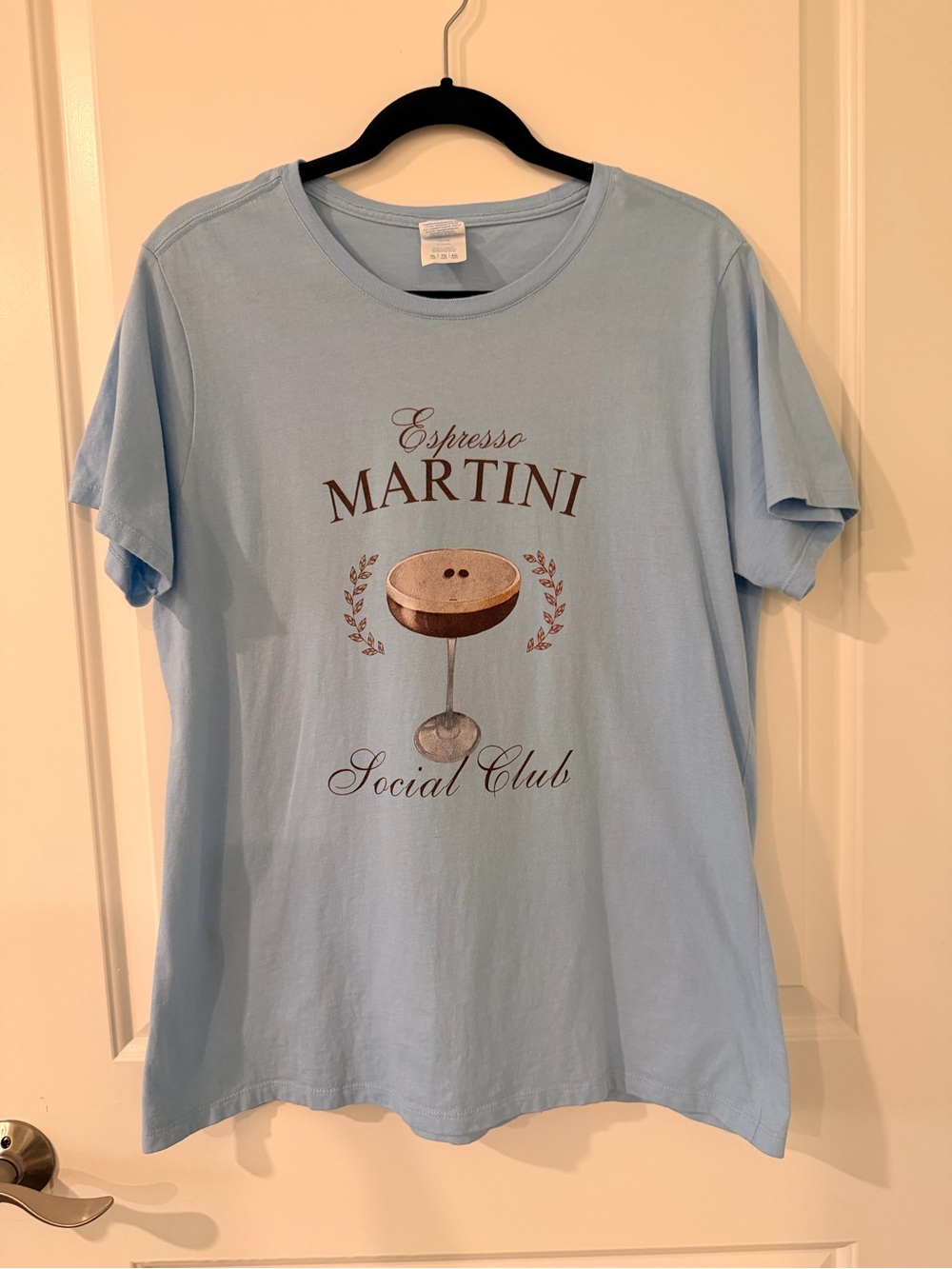 Espresso Martini Social Club Graphic T-Shirt Light Blue Women’s XL